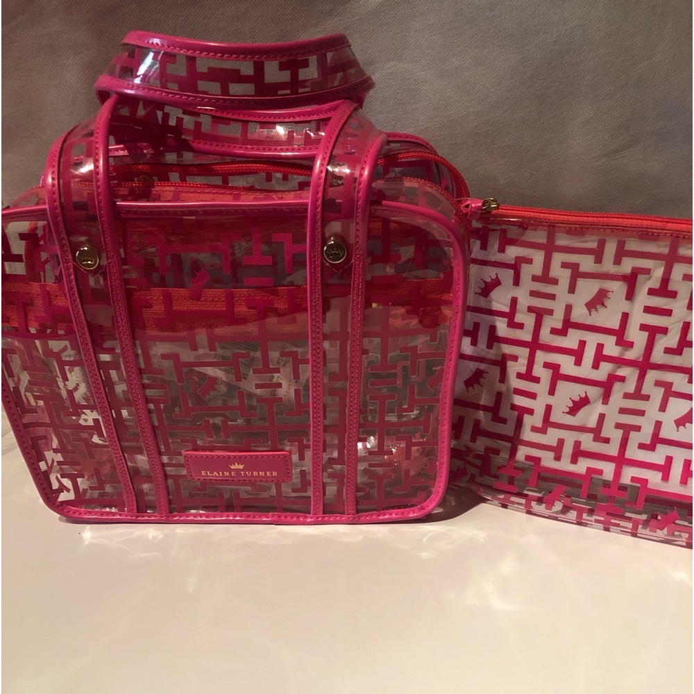 NWT 2 piece clear and pink ET  travel set with zippered pouch & 10 free beauty